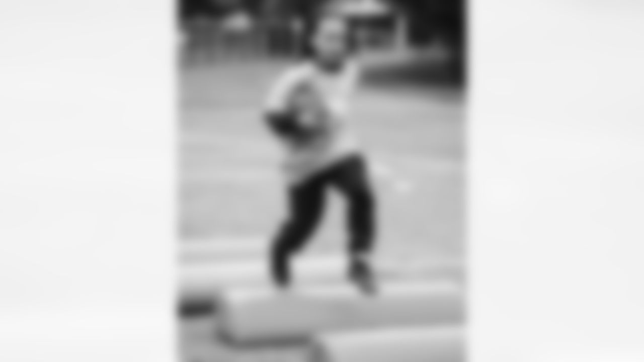 Military Youth Football Clinic - Bethesda with Major Tuddy and Washington Legend Josh Morgan