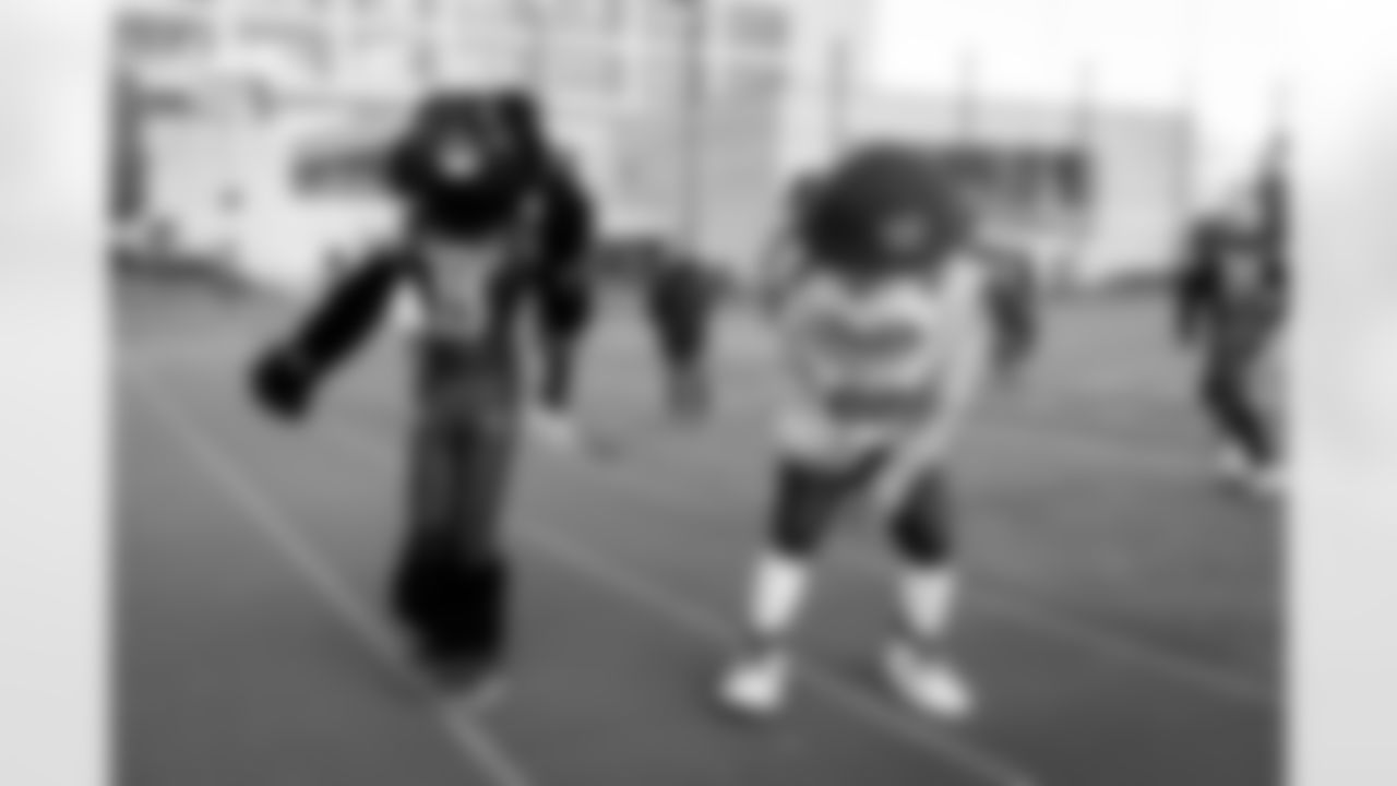 Friday Night Feature featuring Friendship Collegiate @ KIPP College Prep on October 30th 2025 (Alyssa Piazza/ Washington Commanders)