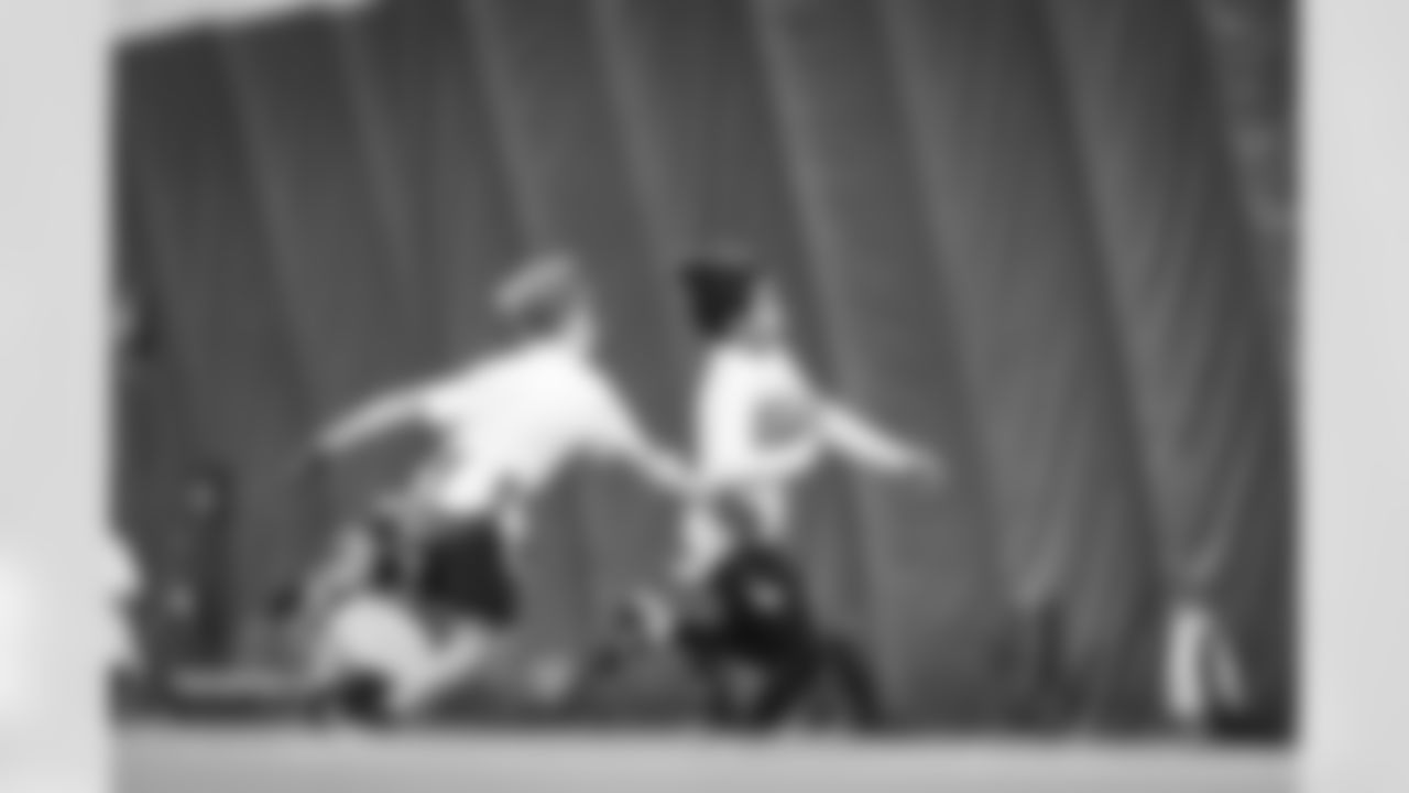 ASHBURN, VA – NOV 20: Images of attendees at the Flagstaff Commanders Single Day Camp at Commanders Park on NOVEMBER 20, 2025  (Photo by Taylor Sims for Washington Commanders)