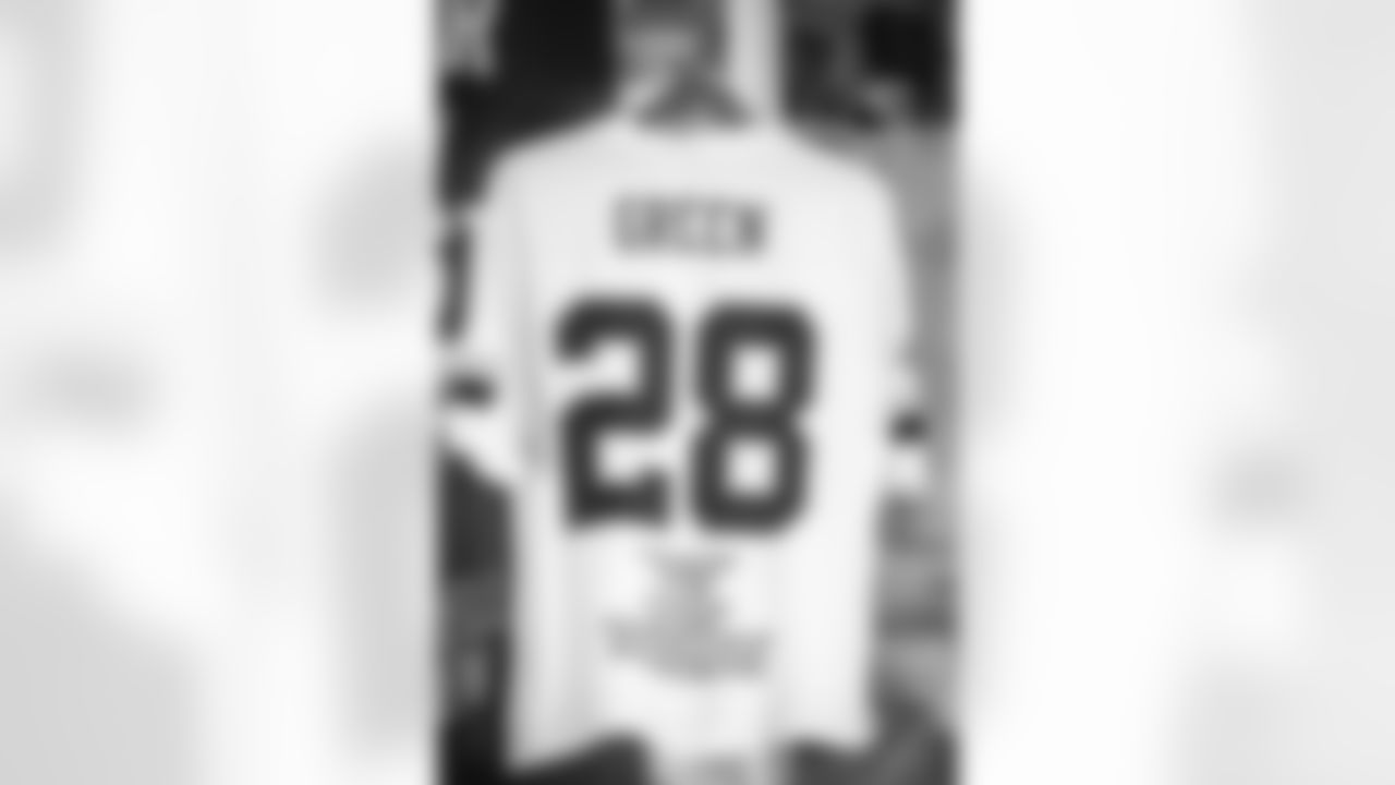 10242024 Darrell Green Suites Reveal KC67910