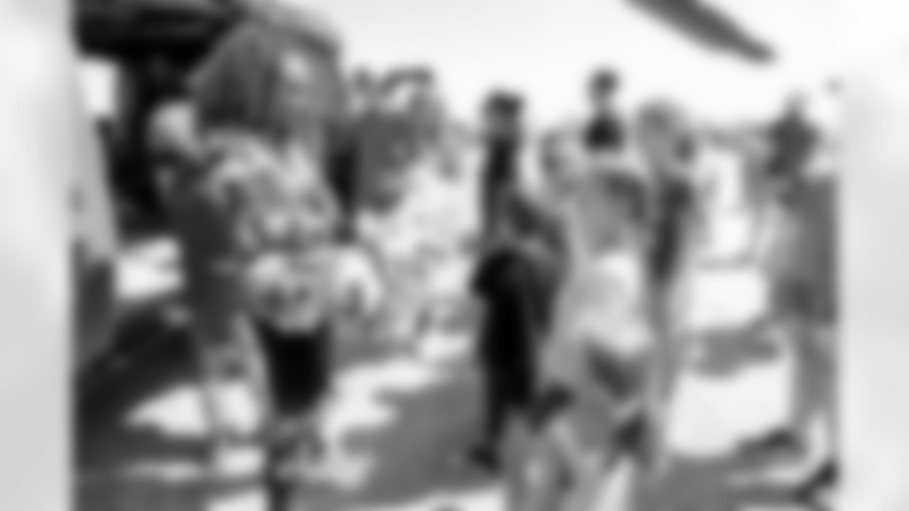 Joint Base Andrews airshow Salute activation (Alyssa Howell/ Washington Commanders)