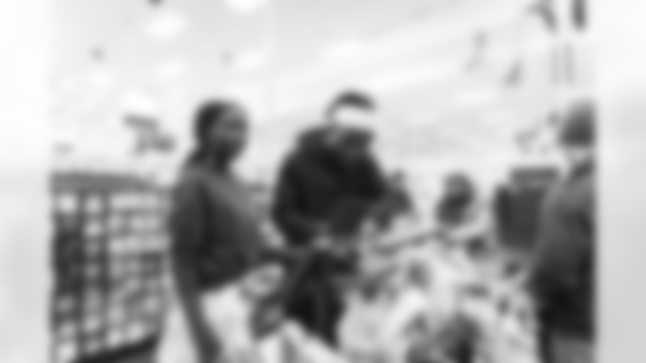 RESTON, VA – DEC 09: Images of Deebo Samuels and Jeremy Reaves shopping with 25 local elementary schools at Target in Reston, VA on DECEMBER 09, 2025 (Photo by Taylor Sims for Washington Commanders)