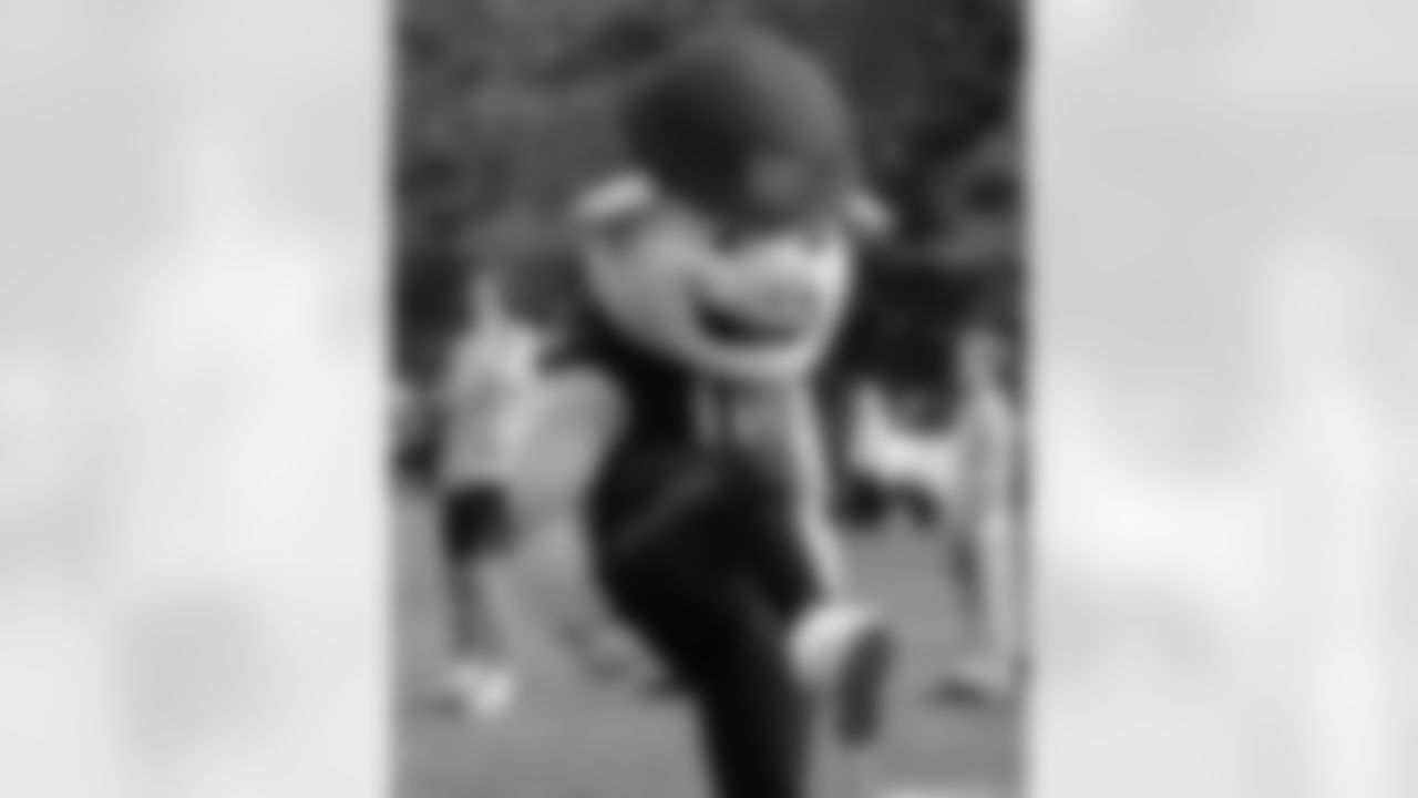 Military Youth Football Clinic - Bethesda with Major Tuddy and Washington Legend Josh Morgan