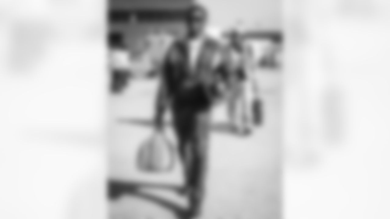 10262025 WK8 IAD Arrivals16652