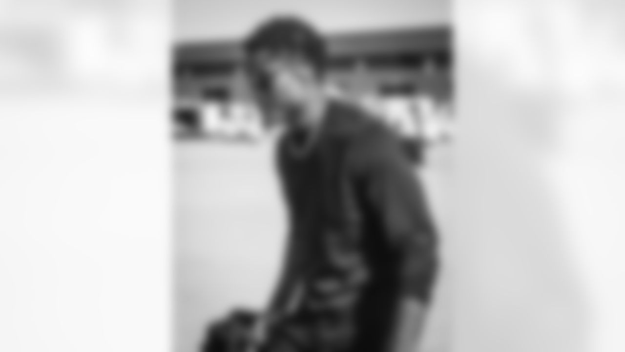 10262025 WK8 IAD Arrivals16611