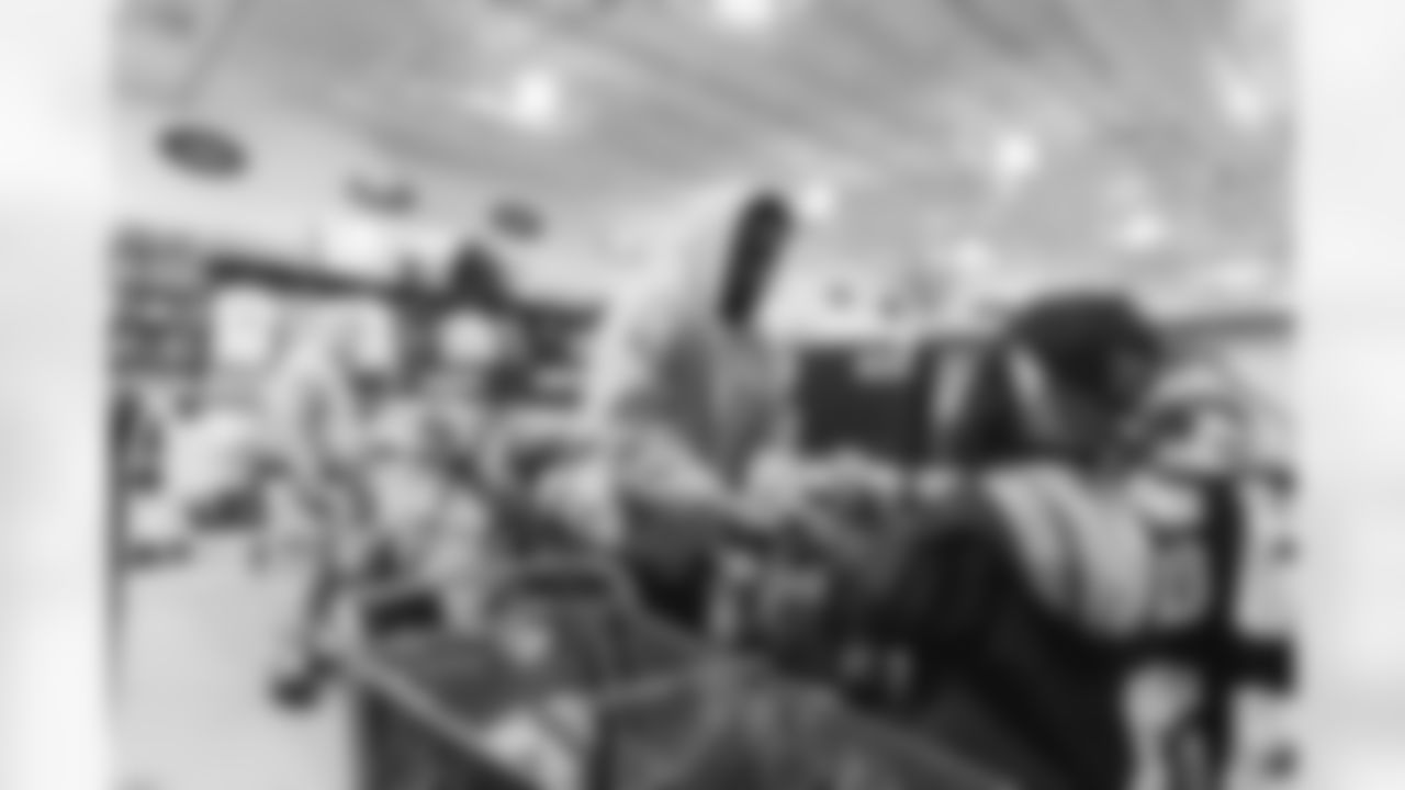 STERLING, VA – DEC 15: Images of Deebo Samuels shopping with 9 local Boys & Girls Club members at Dick's Sporting Goods at Dulles Town Center in Sterling, VA on DECEMBER 09, 2025 (Photo by Taylor Sims for Washington Commanders)