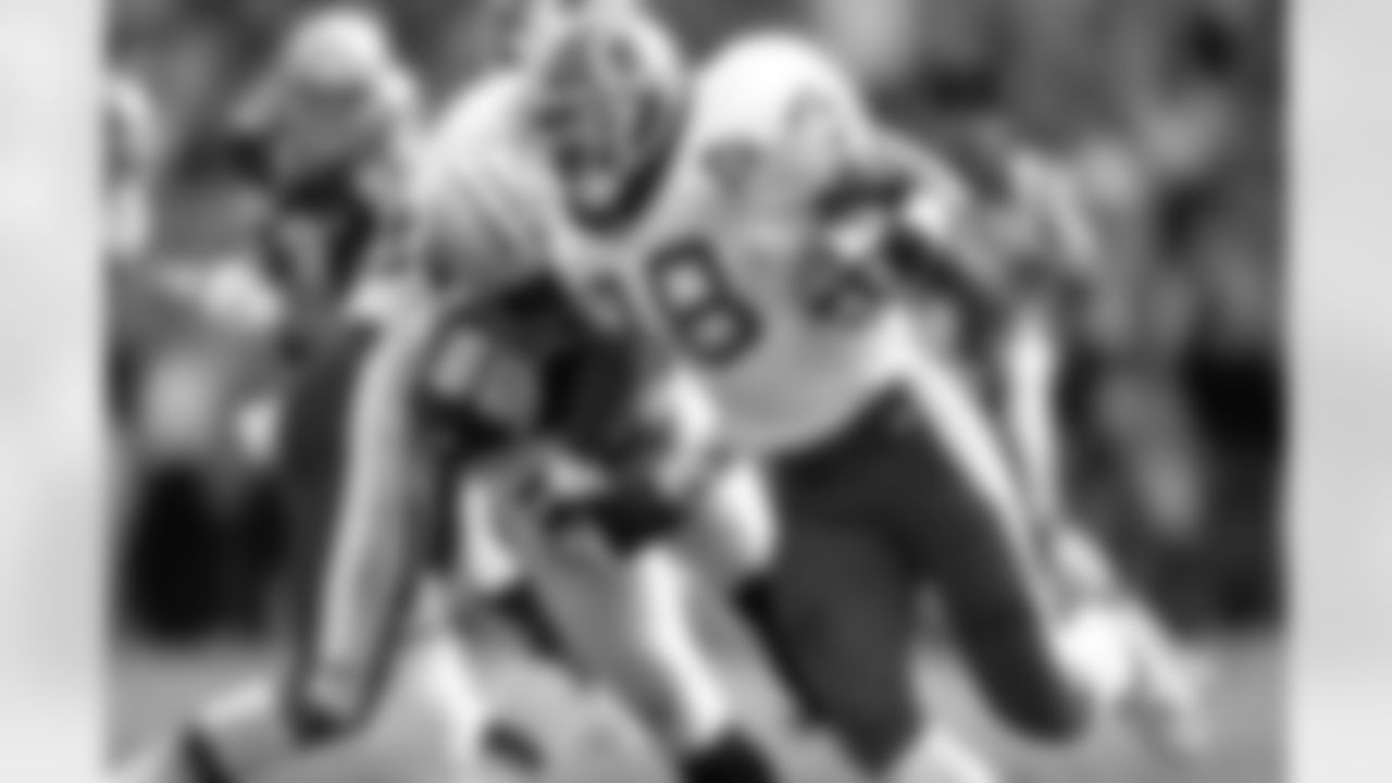 Washington Redskins safety Darryl Morrison (38) is seen in action during an NFL game against the Dallas Cowboys Oct. 2, 1994, at RFK Stadium in Washington. (Allen Kee via AP)