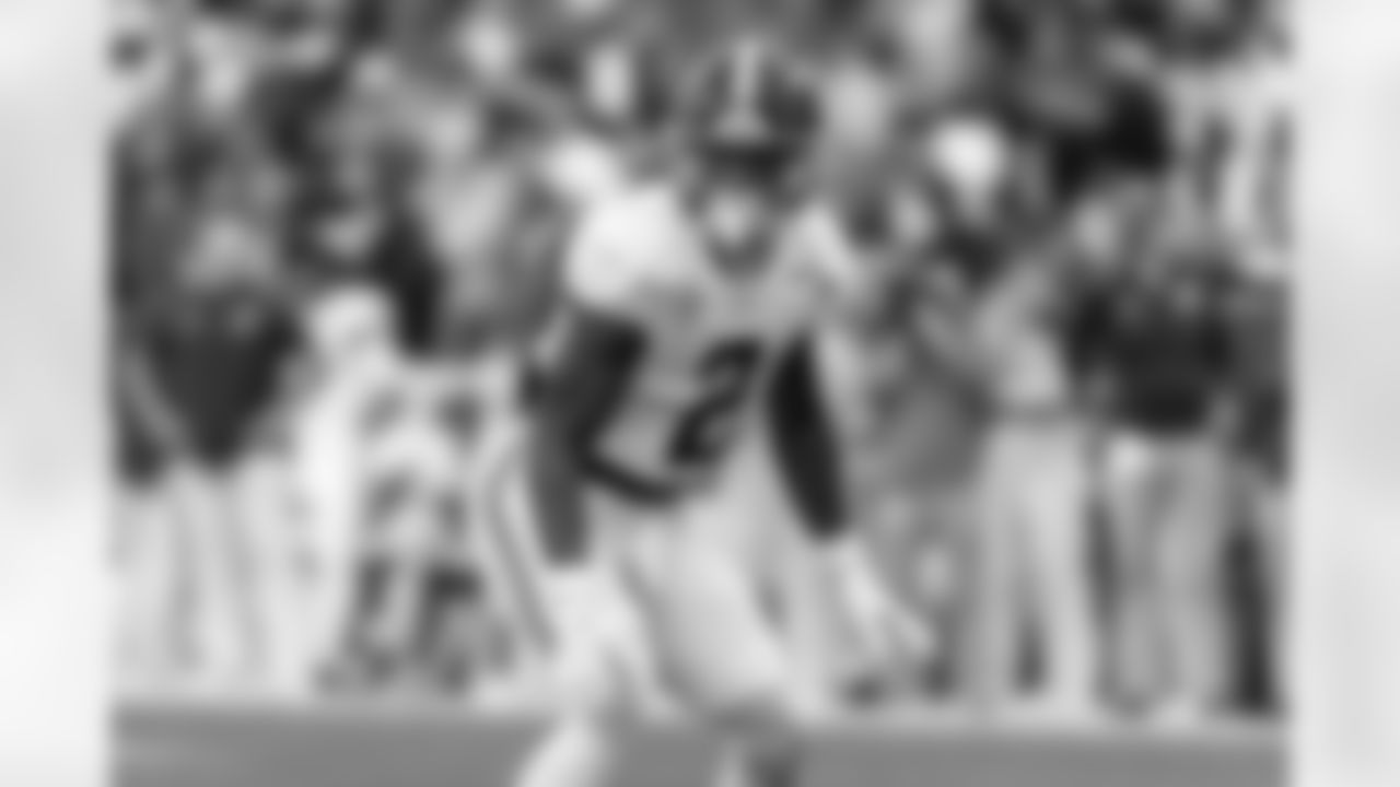 FILE - Then-Alabama defensive back Caleb Downs (2) sets up for a play against Auburn during the first half of an NCAA college football game, Saturday, Nov. 25, 2023, in Auburn, Ala. (AP Photo/Vasha Hunt, File)