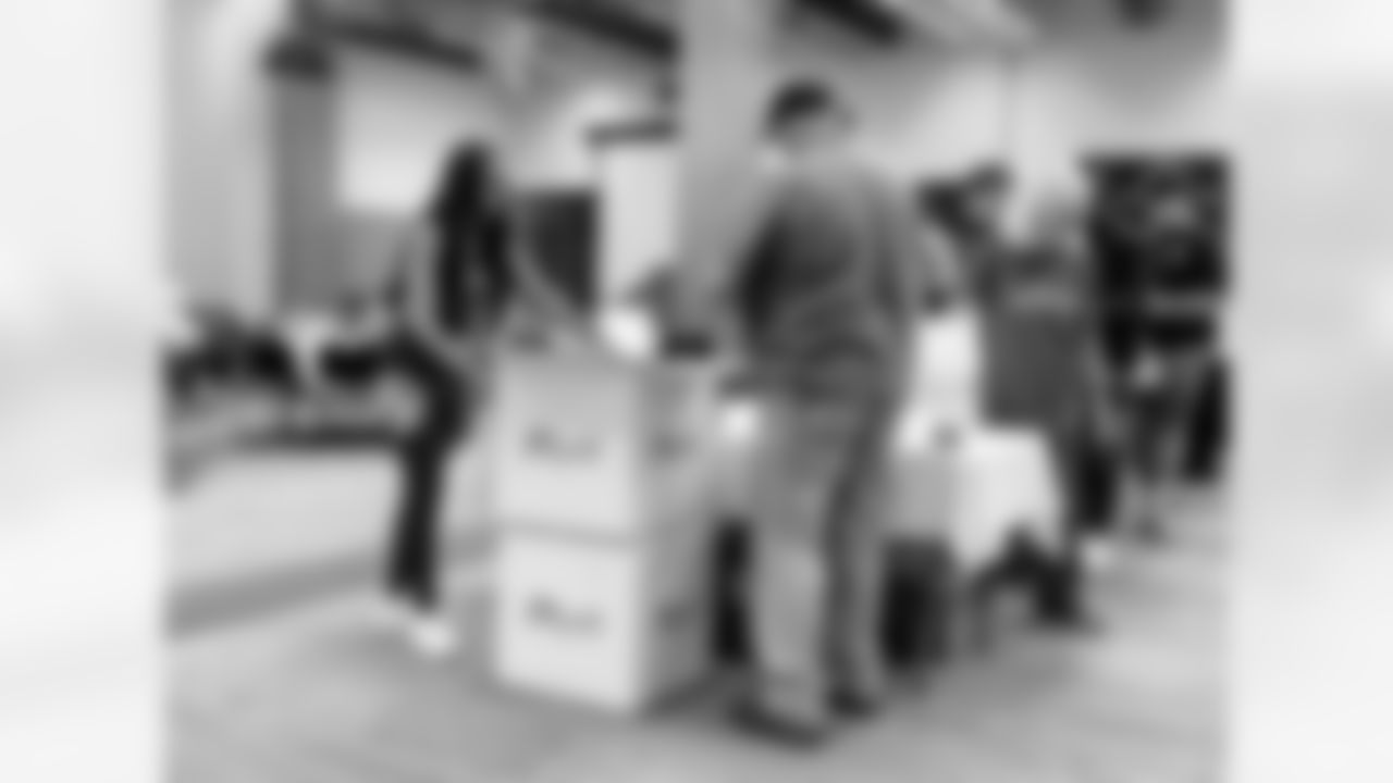 Operation Gratitude6294