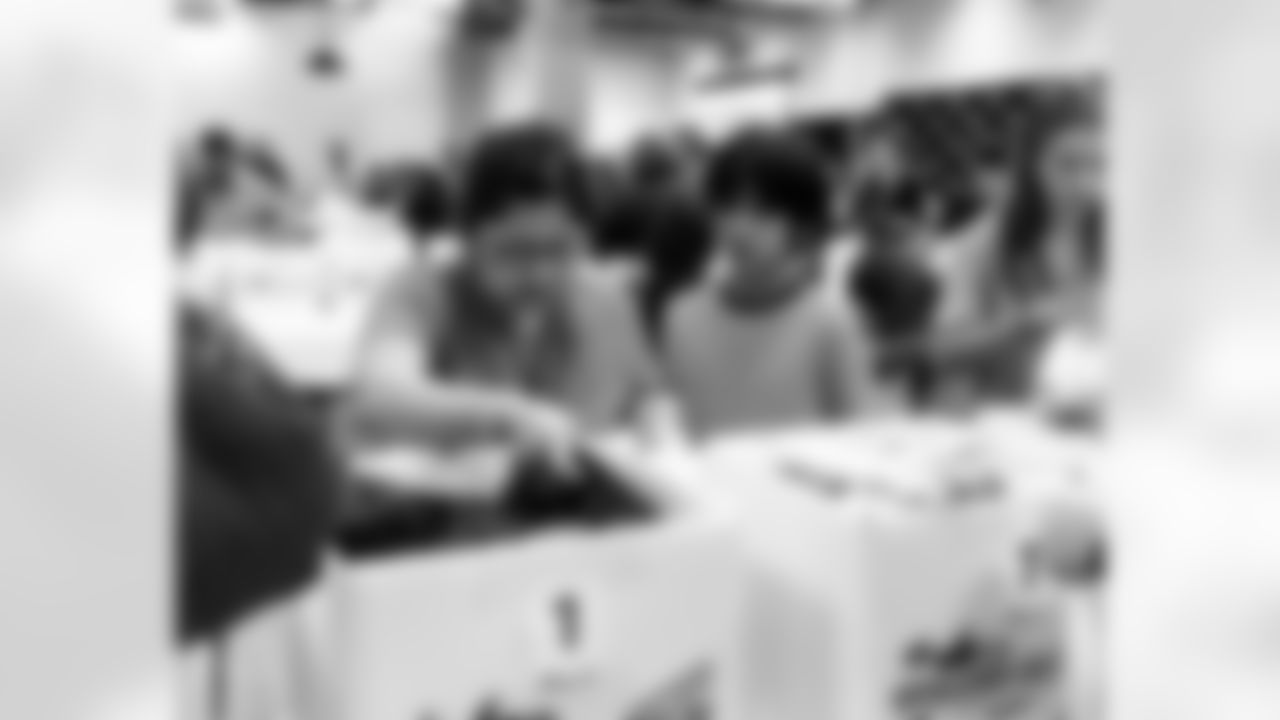 Operation Gratitude6243