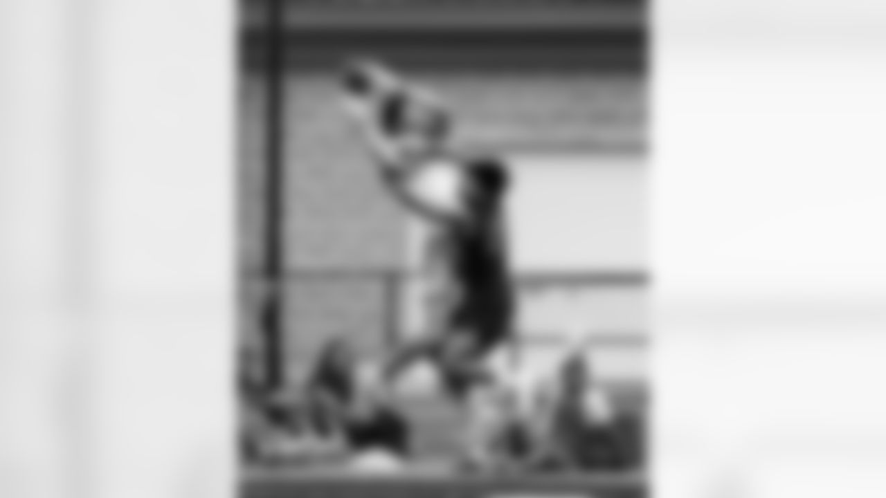 Nike 11-On_Commanders-161