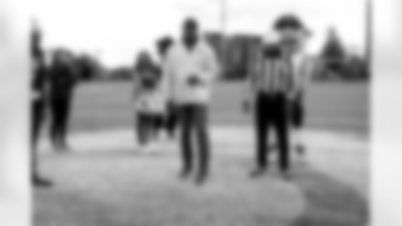 Friday Night Feature featuring Friendship Collegiate @ KIPP College Prep on October 30th 2025 (Alyssa Piazza/ Washington Commanders)