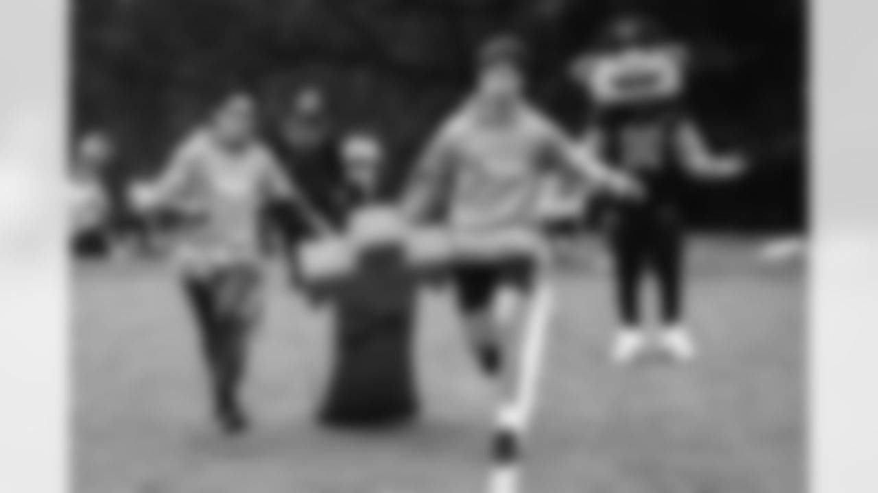 Military Youth Football Clinic - Bethesda with Major Tuddy and Washington Legend Josh Morgan