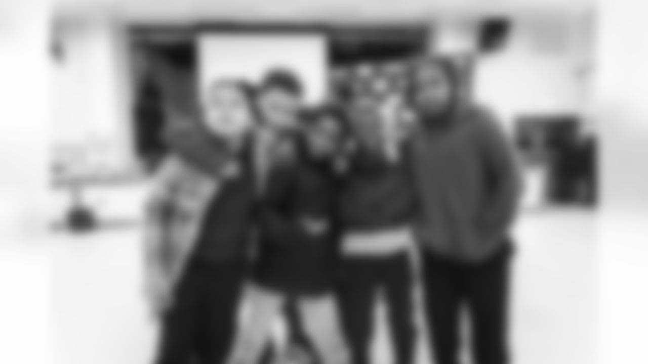 WASHINGTON, DC – DEC 09: Images of Johnson Johnson at his school visit at Malcolm X Elementary in Washington, DC on DECEMBER 09, 2025 (Photo by Taylor Sims for Washington Commanders)