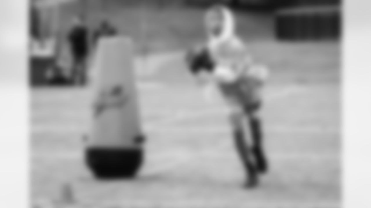 Military Youth Football Clinic - Bethesda with Major Tuddy and Washington Legend Josh Morgan