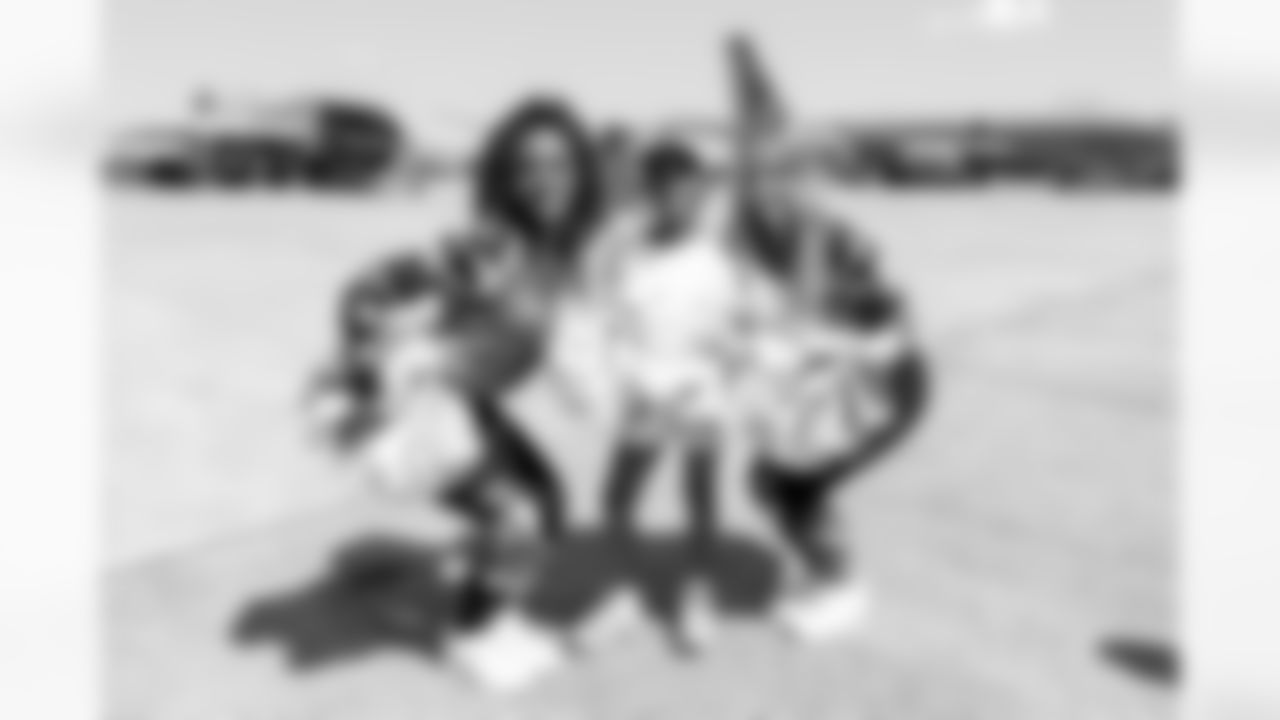 Joint Base Andrews airshow Salute activation (Alyssa Howell/ Washington Commanders)