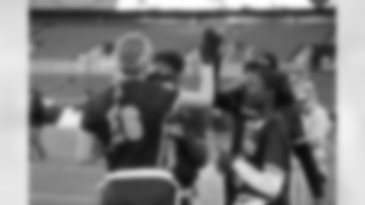 championship-girlsflag-commanders-0173
