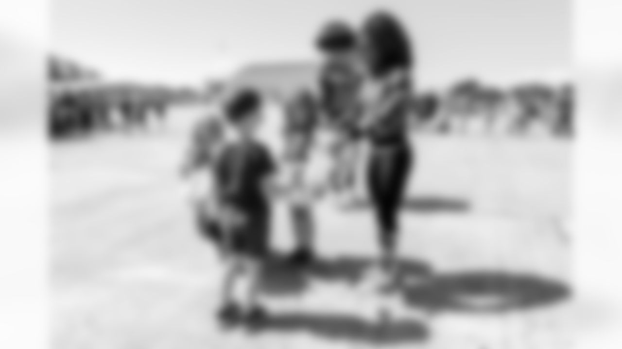 Joint Base Andrews airshow Salute activation (Alyssa Howell/ Washington Commanders)