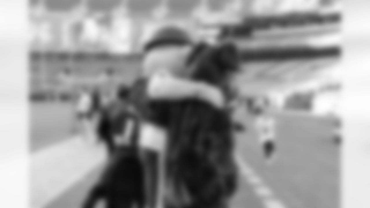 championship-girlsflag-commanders-0083