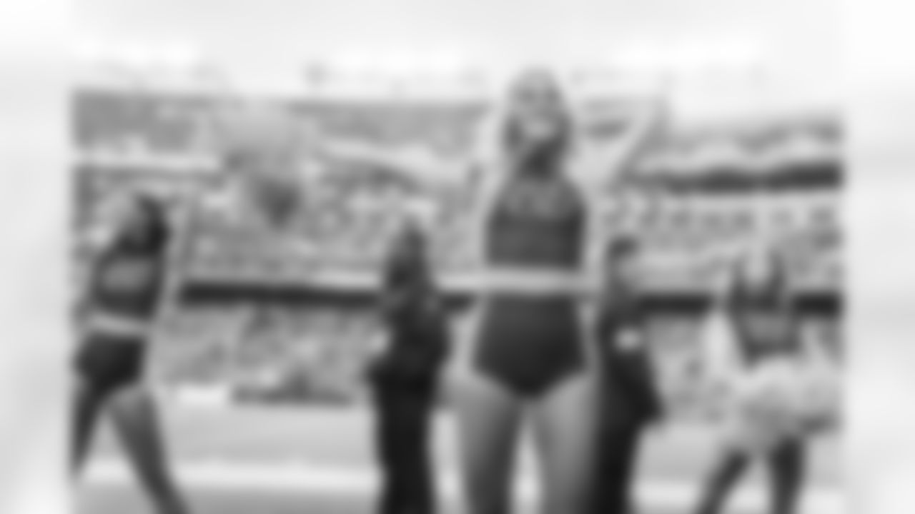 LANDOVER, MD – NOV 09: Command Force dancing at Northwest Stadium on AUGUST 18, 2025 in Landover, MD (Photo by Taylor Sims for Washington Commanders\