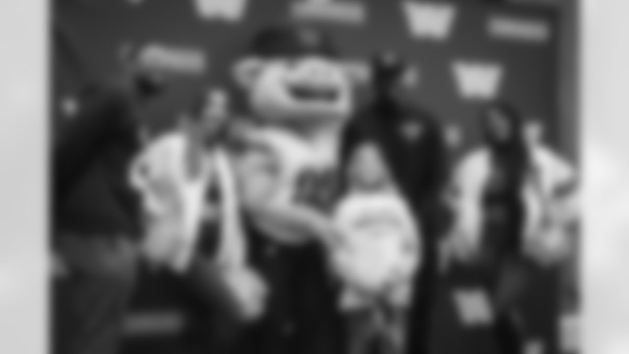 ASHBURN, VA – NOV 20: Images of attendees at the Flagstaff Commanders Single Day Camp at Commanders Park on NOVEMBER 20, 2025  (Photo by Taylor Sims for Washington Commanders)