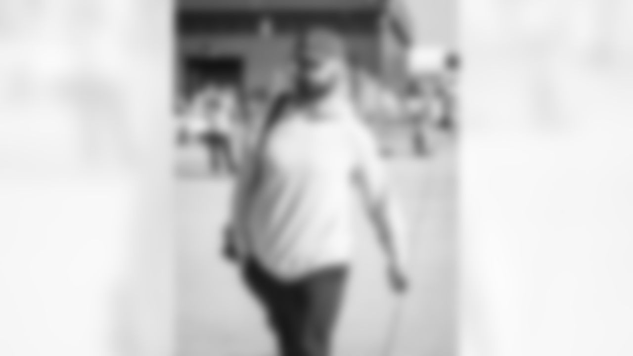 10262025 WK8 IAD Arrivals16617