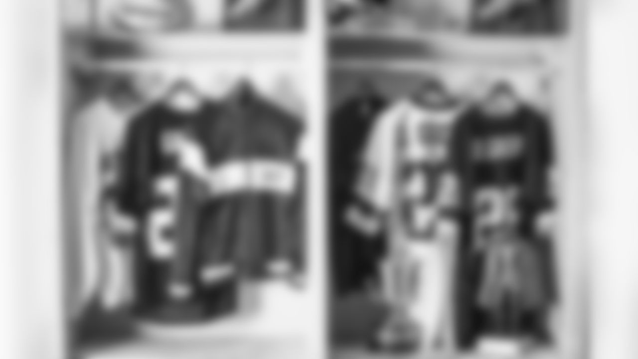 10242024 Darrell Green Suites Reveal KC67918