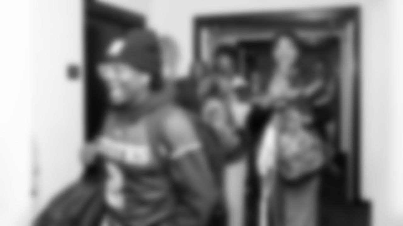 championship-girlsflag-commanders-0024