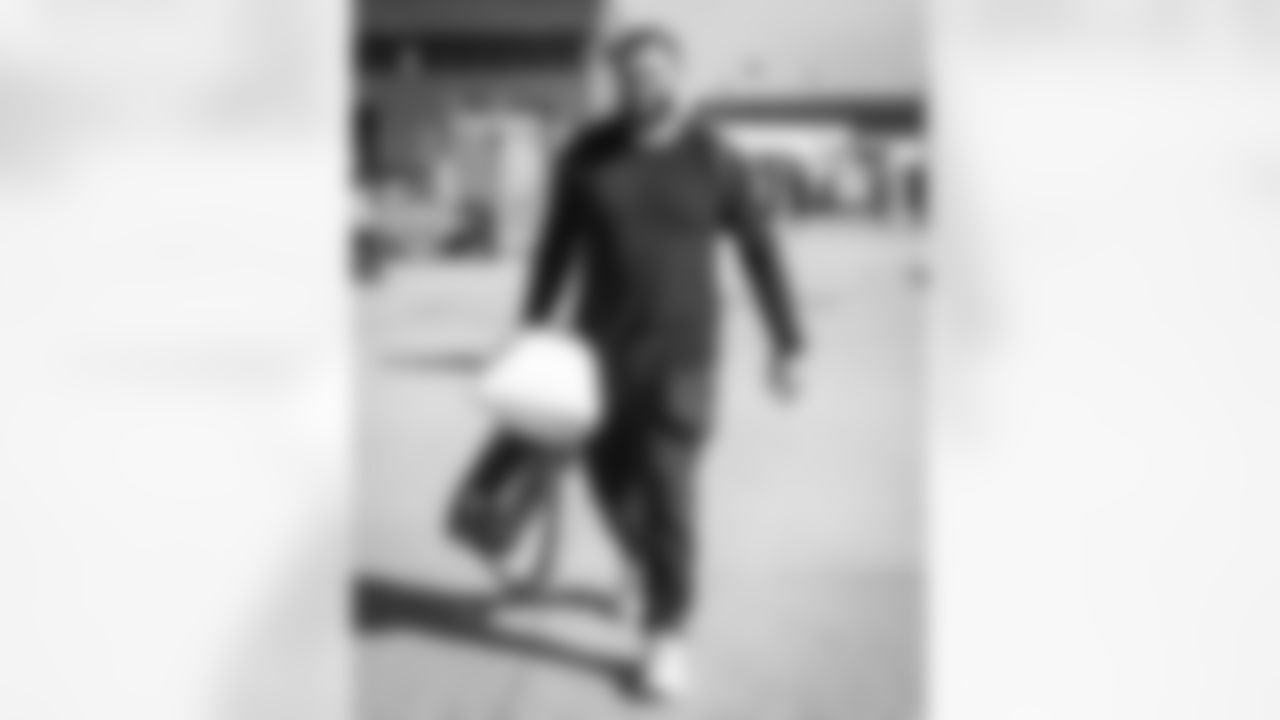 10262025 WK8 IAD Arrivals16632