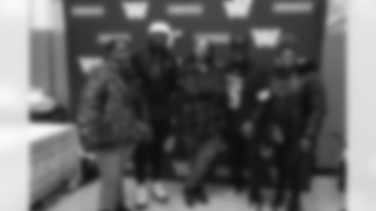 Inspire Change Changemaker Surprise at Rocketship Rise Academy in Washington, DC on December 10, 2025. (Annette Lee/Washington Commanders)