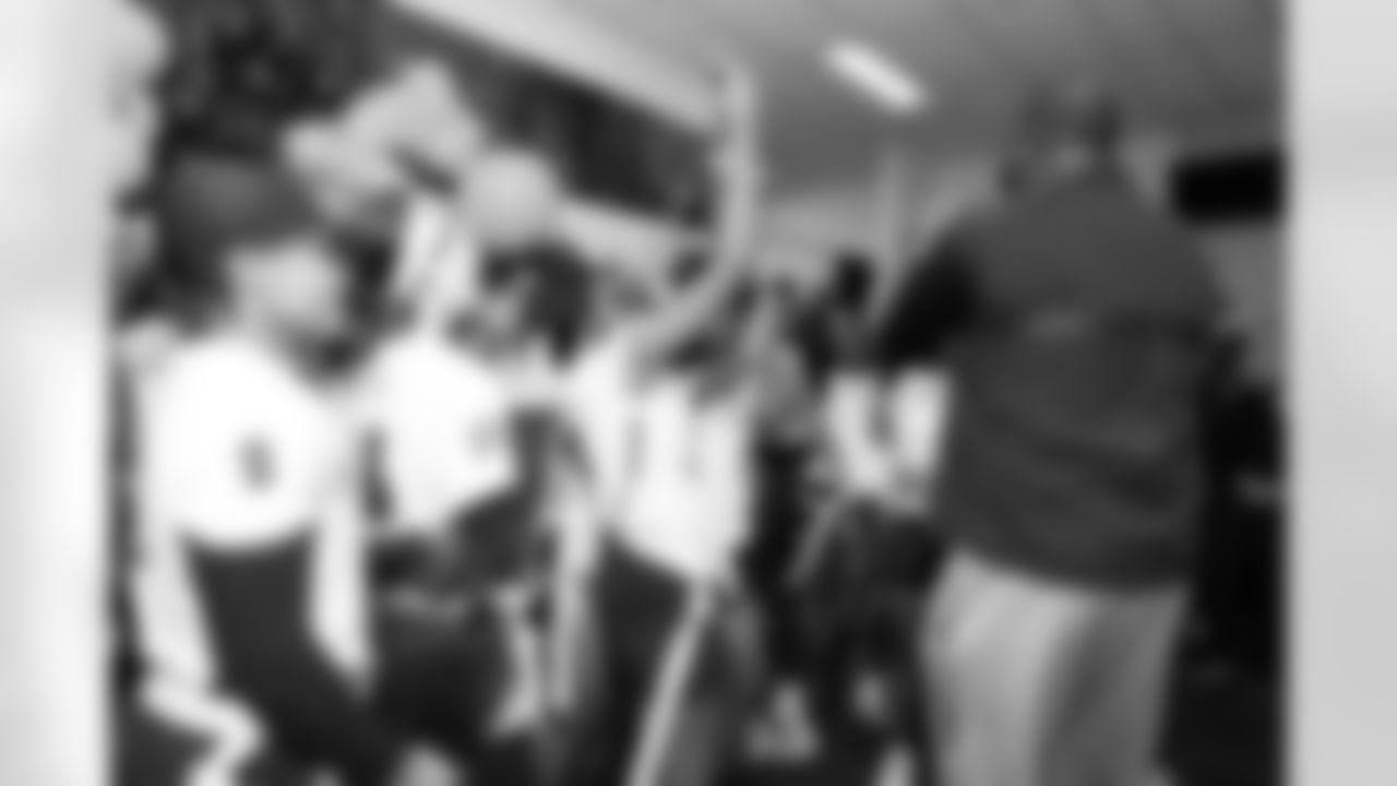 championship-girlsflag-commanders-0129