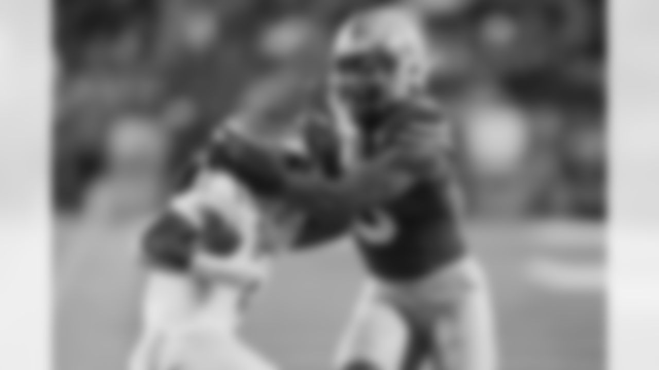 Ohio State linebacker Sonny Styles plays against UCLA during an NCAA college football game, Saturday, Nov. 15, 2025, in Columbus, Ohio. (AP Photo/Jay LaPrete)