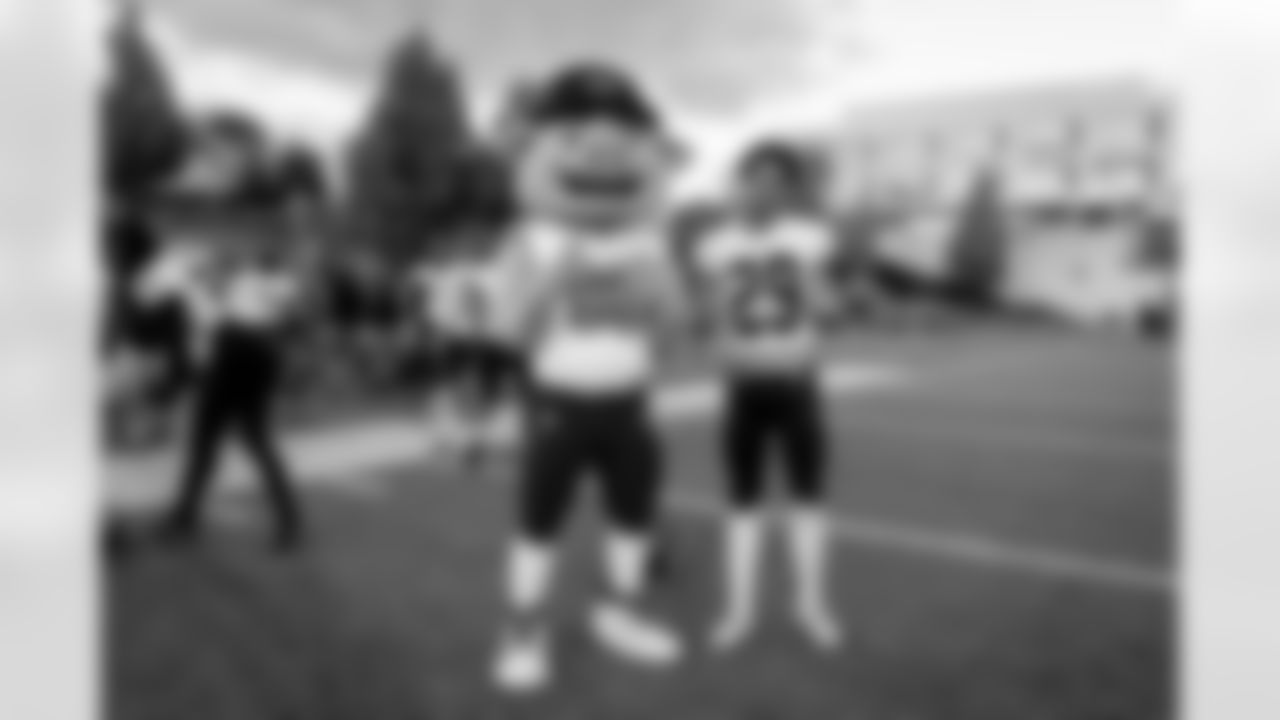 Friday Night Feature featuring Friendship Collegiate @ KIPP College Prep on October 30th 2025 (Alyssa Piazza/ Washington Commanders)