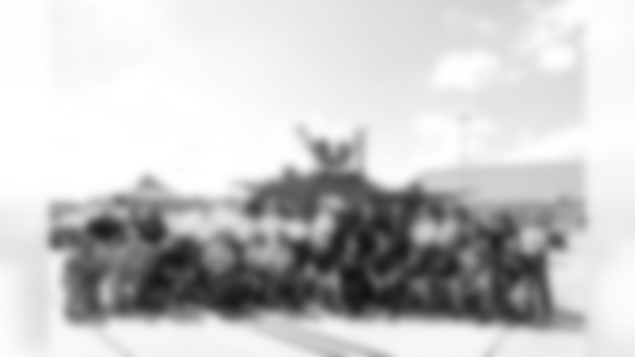 Joint Base Andrews airshow Salute activation (Alyssa Howell/ Washington Commanders)