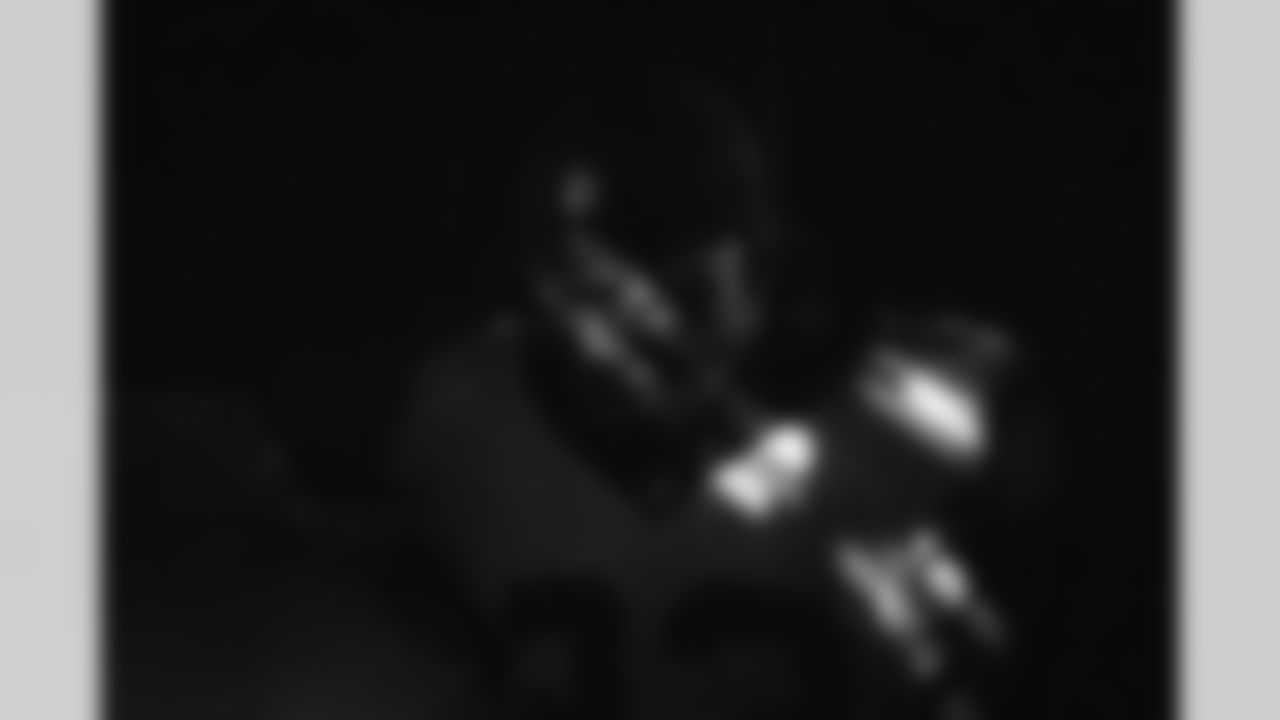 11022025 WK9 WAS vs SEA KC17654