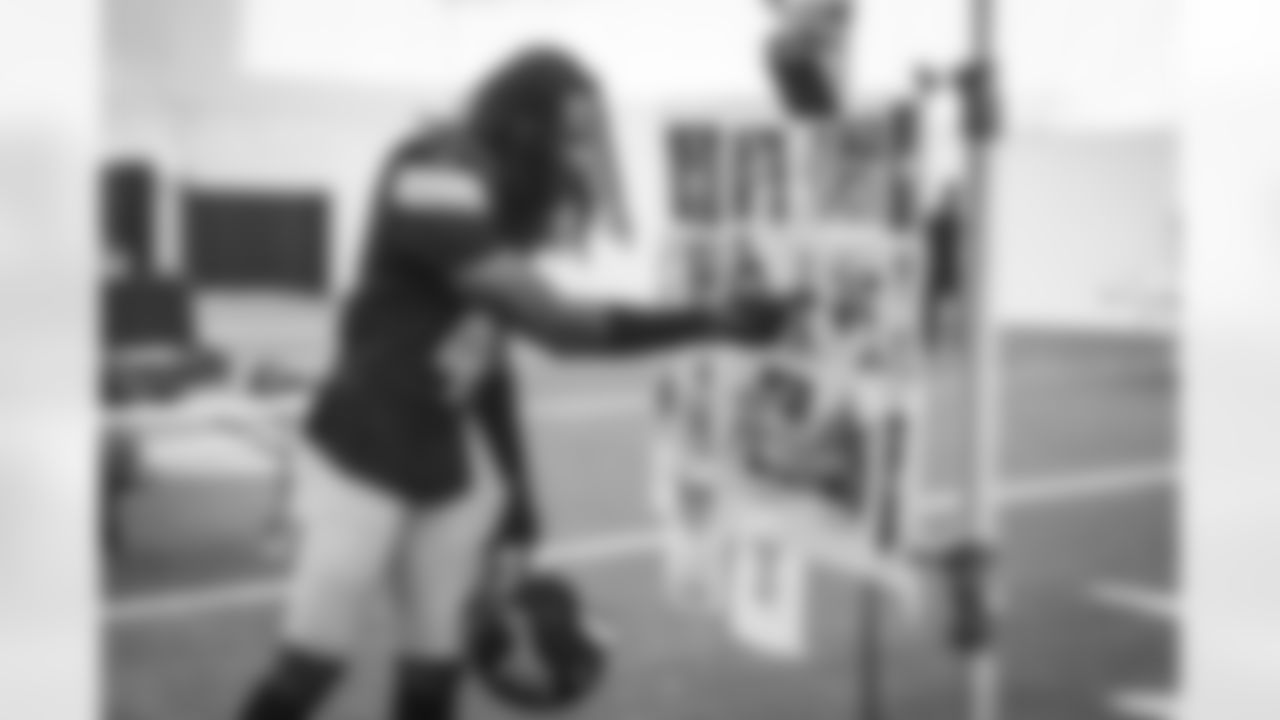 060125-MediaDayBTS-OS-090