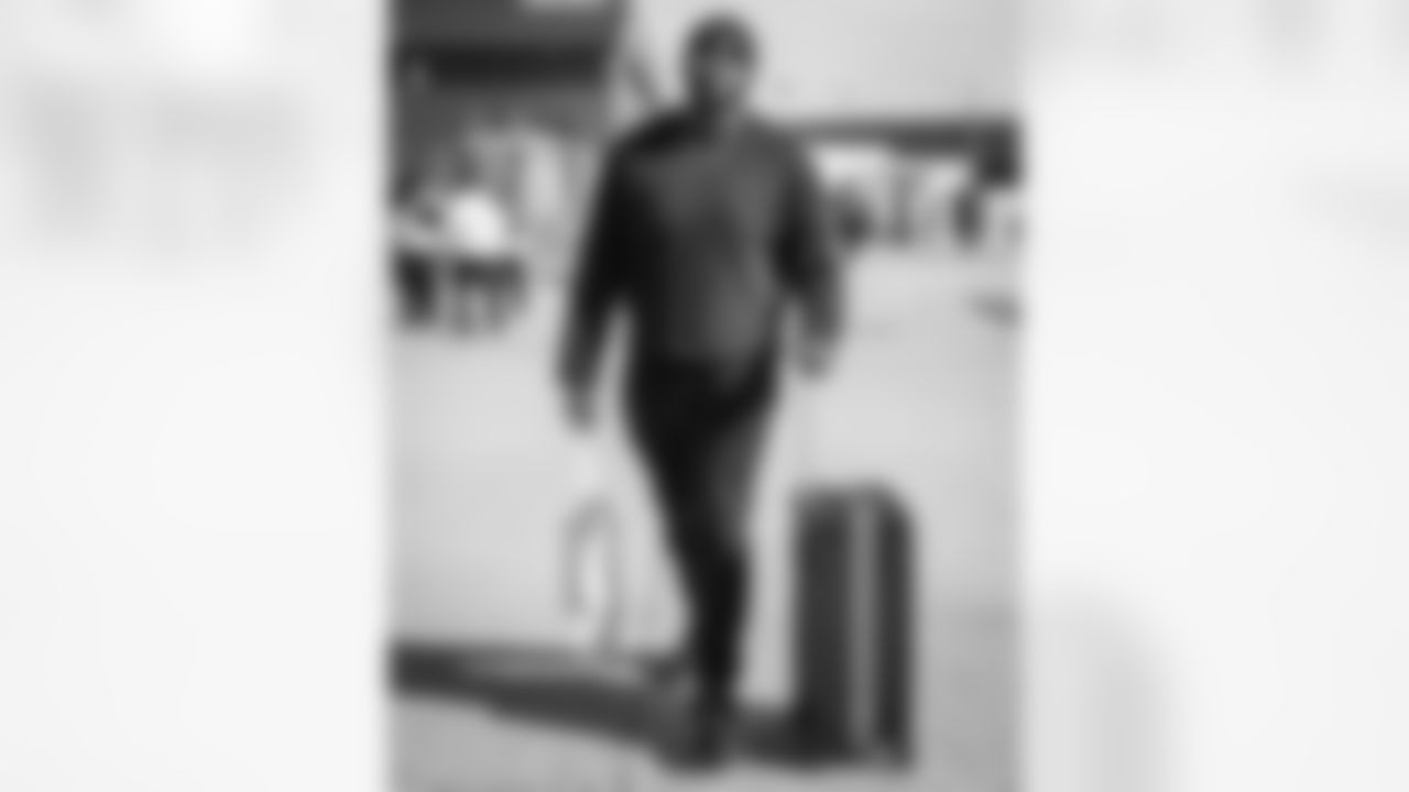 10262025 WK8 IAD Arrivals16618