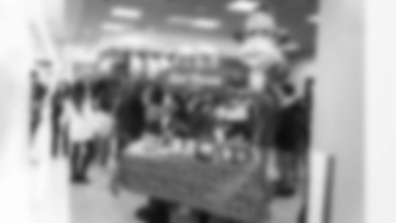 RESTON, VA – DEC 09: Images of Deebo Samuels and Jeremy Reaves shopping with 25 local elementary schools at Target in Reston, VA on DECEMBER 09, 2025 (Photo by Taylor Sims for Washington Commanders)