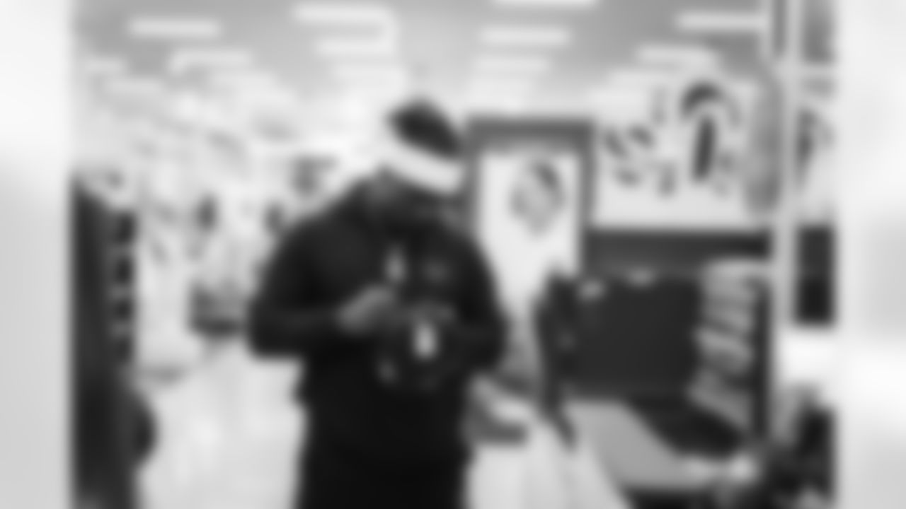 RESTON, VA – DEC 09: Images of Deebo Samuels and Jeremy Reaves shopping with 25 local elementary schools at Target in Reston, VA on DECEMBER 09, 2025 (Photo by Taylor Sims for Washington Commanders)