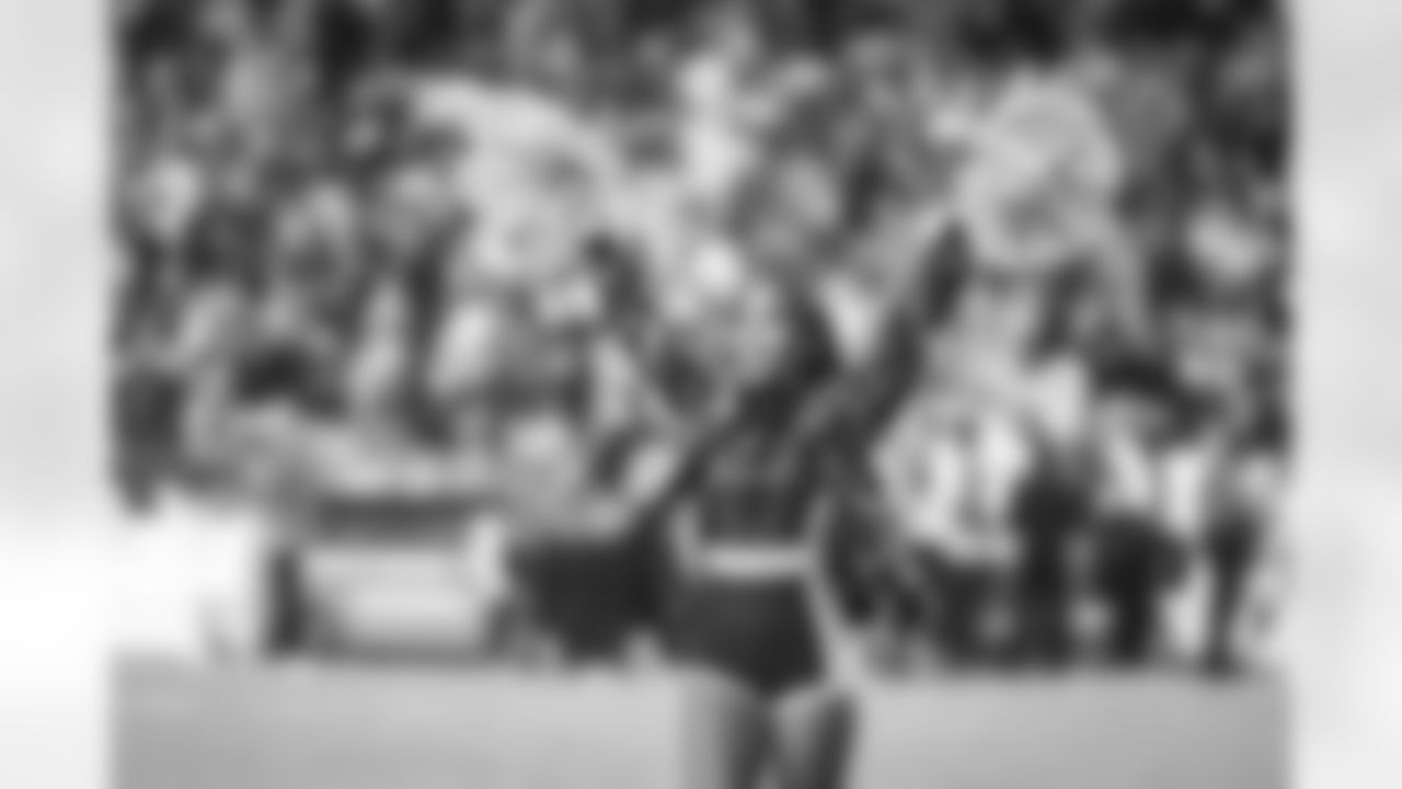 LANDOVER, MD – NOV 09: Command Force dancing at Northwest Stadium on AUGUST 18, 2025 in Landover, MD (Photo by Taylor Sims for Washington Commanders\