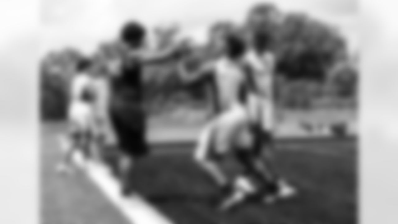Nike 11-On_Commanders-1