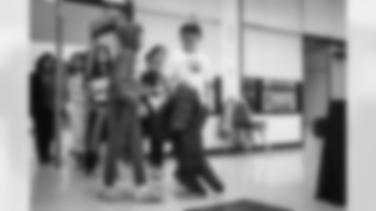 12152025 Commanders Read 154