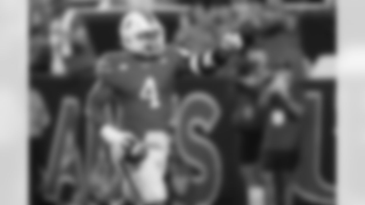 Miami defensive lineman Rueben Bain Jr. (4) reacts after intercepting a pass thrown by Notre Dame quarterback CJ Carr during the second half of an NCAA college football game, Sunday, Aug. 31, 2025, in Miami Gardens, Fla. (AP Photo/Lynne Sladky)