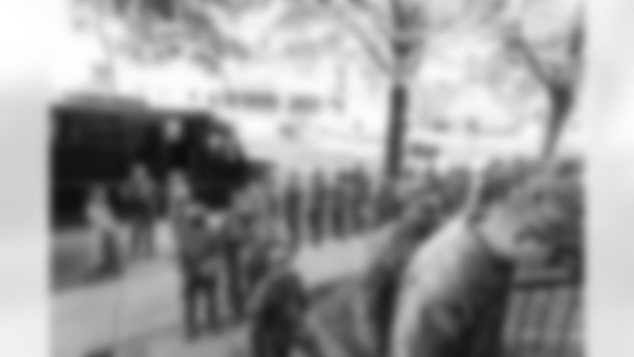 Images of Commander players and Command Force visiting Arlington National Cemetery with the USAA event staff at Fort Myers on October 21, 2025 in Landover, MD (Photo by Taylor Sims for Washington Commanders)