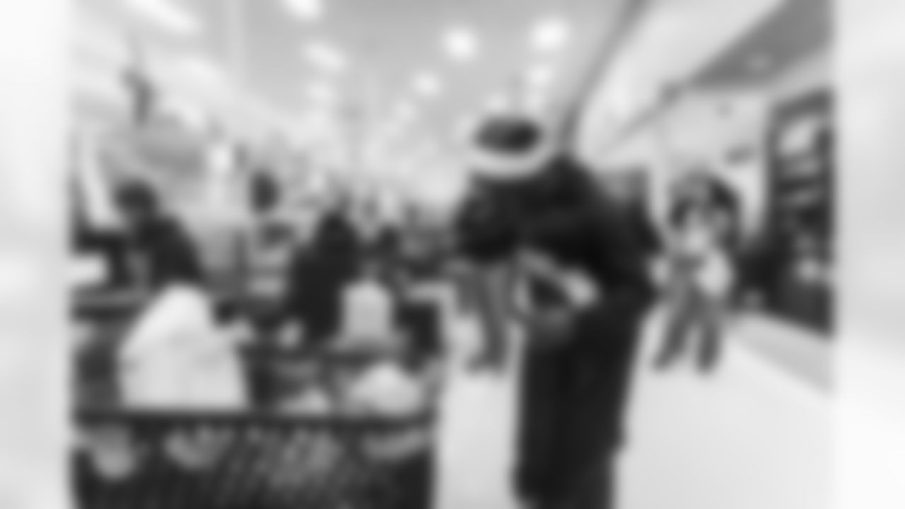 RESTON, VA – DEC 09: Images of Deebo Samuels and Jeremy Reaves shopping with 25 local elementary schools at Target in Reston, VA on DECEMBER 09, 2025 (Photo by Taylor Sims for Washington Commanders)