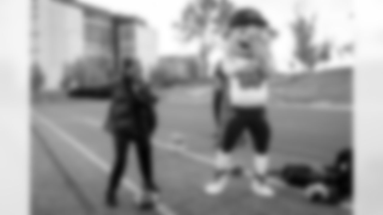 Friday Night Feature featuring Friendship Collegiate @ KIPP College Prep on October 30th 2025 (Alyssa Piazza/ Washington Commanders)