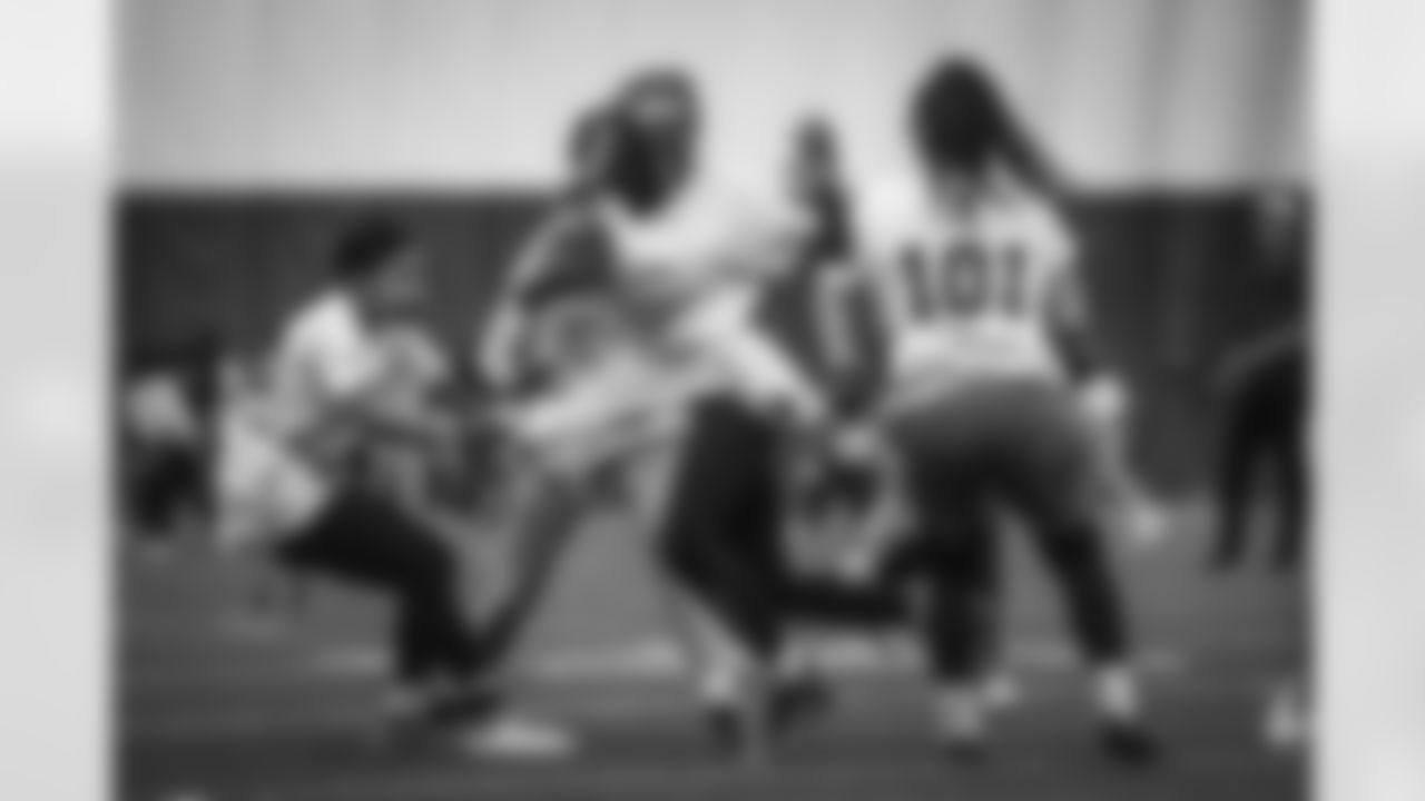 12132025 Girls Flag College Showcase 131