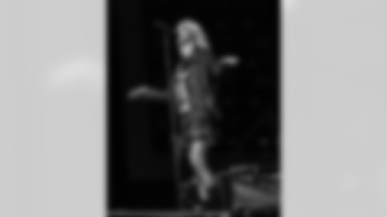 ACDC - Commanders Field6073