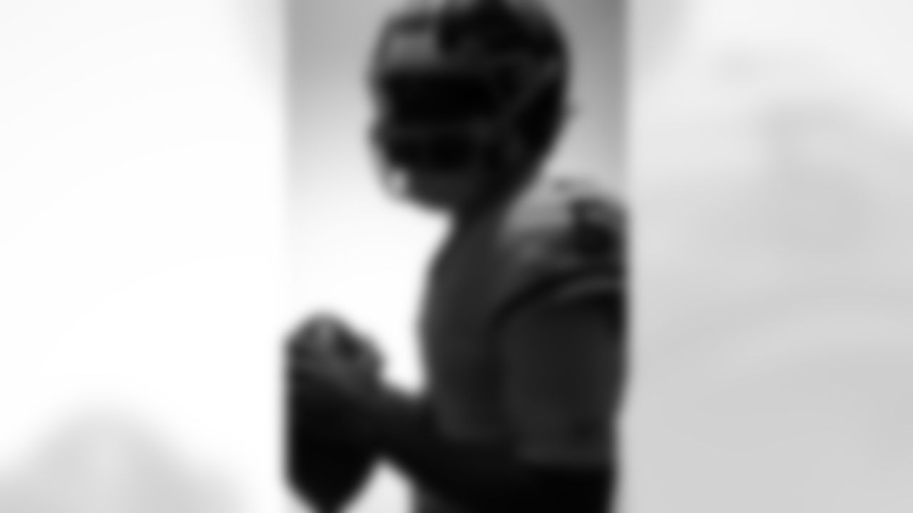 Super Bowl Era Uniform4999