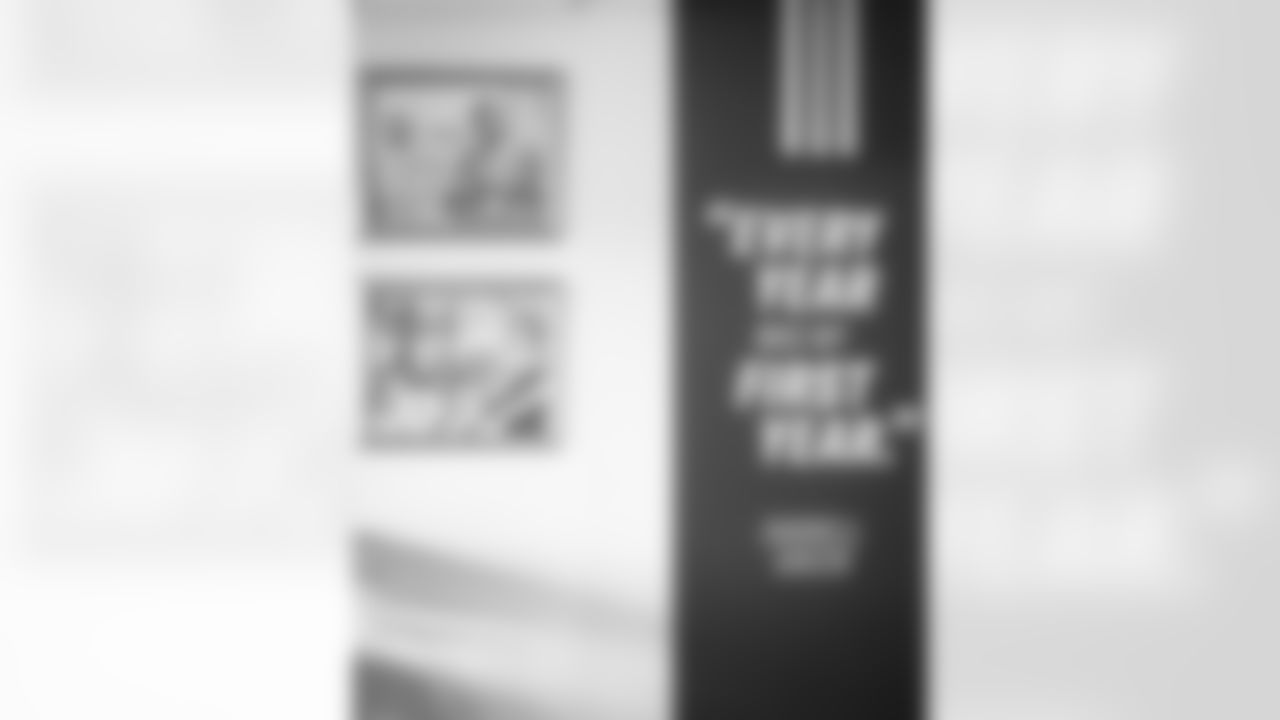 10242024 Darrell Green Suites Reveal KC67854